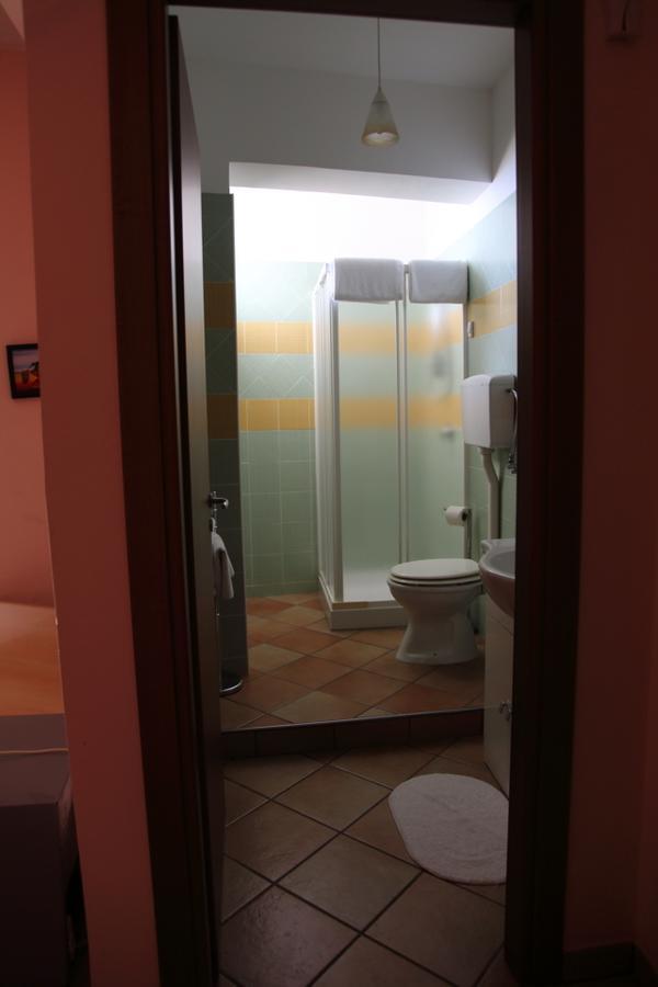 Splash'S Rooms สปาดาฟอรา ภายนอก รูปภาพ